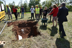 Svečano uvođenje u posao izvođača radova i polaganja kamena temeljca za rekonstrukciju i nadogradnju bivšeg vojnog skladišta za potrebe arhivskog spremišta
