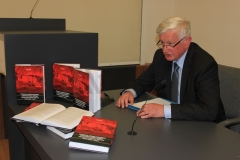 Predstavljanje izdanja održano je u Institutu Ivo Pilar u Zagrebu 26. veljače i u pulskoj podružnici Instituta Ivo Pilar u Puli 15. travnja 2015. godine.