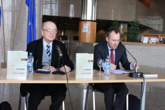 Predstavljanje izdanja održano je u Nacionalnoj i sveučilišnoj knjižnici u Zagrebu 16. travnja 2015. godine.