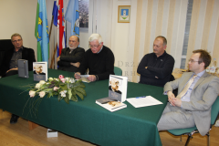 Predstavljanje izdanja održano je u Muzeju Mimara u Zagrebu 14. prosinca 2011. godine i u Vjećnici općine Tinjan 28. veljače 2012. godine.